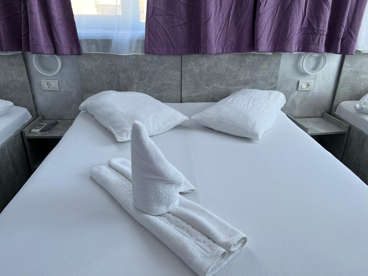 Hotel Ama World Constanta Bagian luar foto
