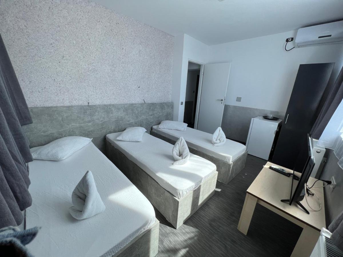 Hotel Ama World Constanta Bagian luar foto